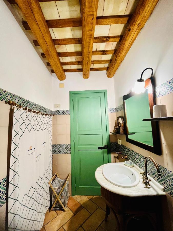 Cortile Padre Vincenzo Lägenhet Erice Exteriör bild